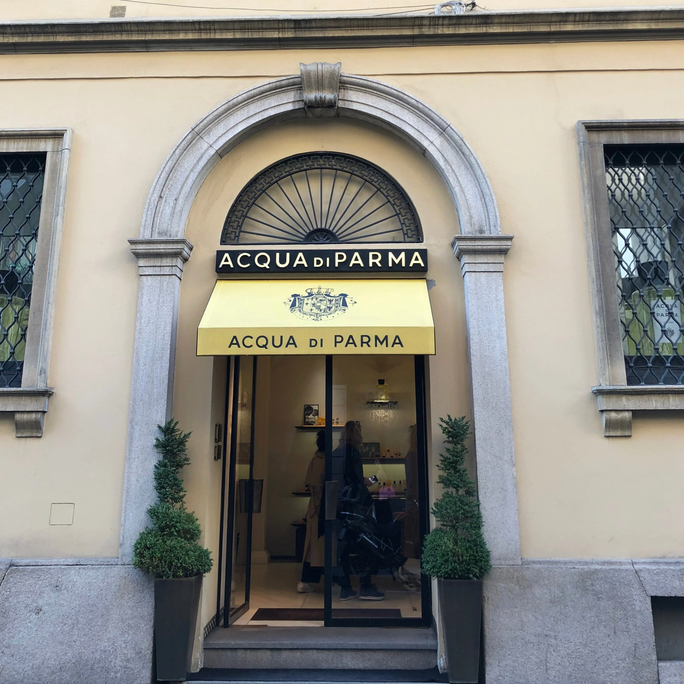 Acqua Di Parma Blu Mediterraneo Mirto Di Panarea Candle - Image 3