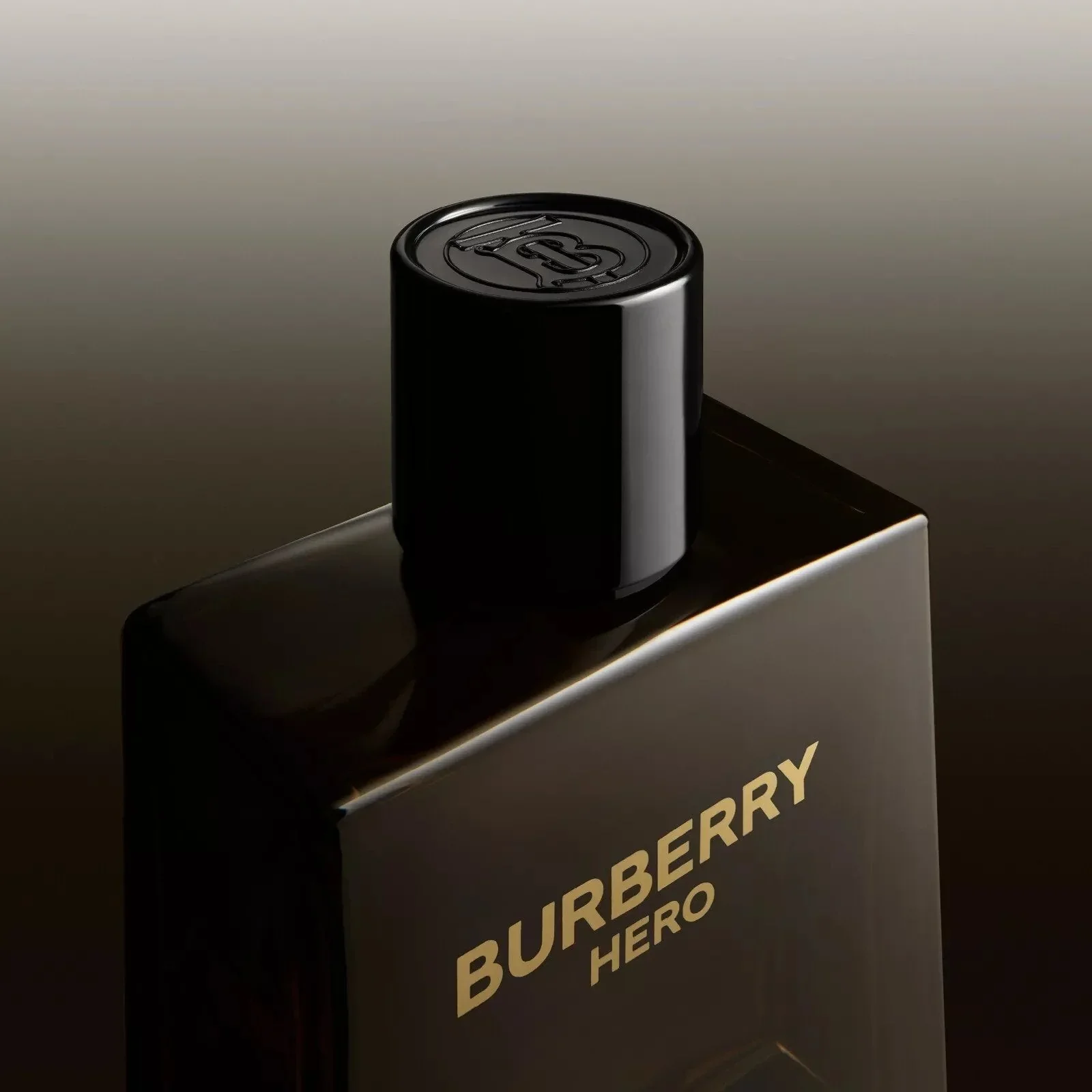 Burberry Hero Parfum Intense - Image 2