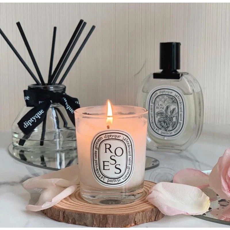 Diptyque Roses Scented Candle - Image 3