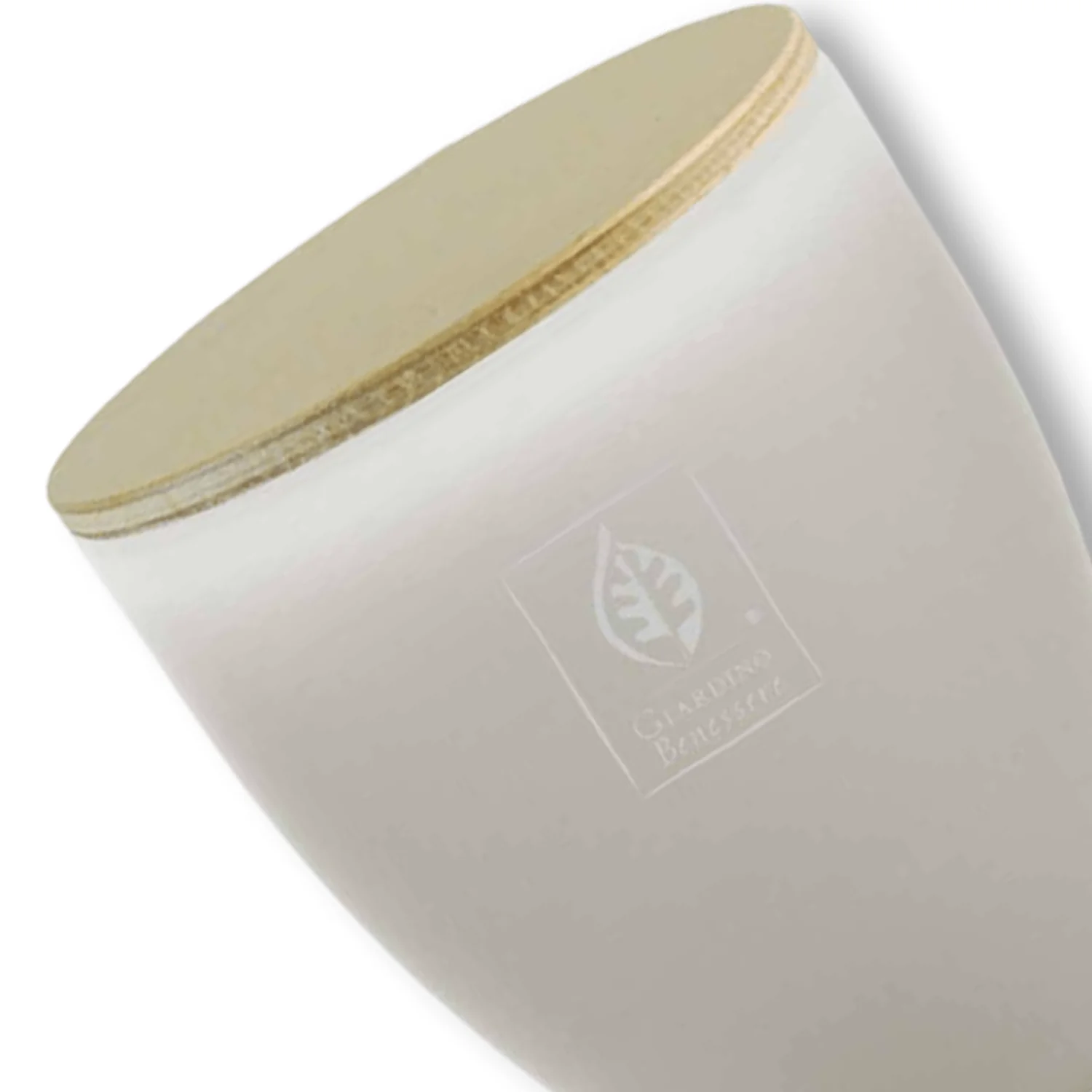 Giardino Benessere White Musk Scented Candle In Glass - Image 2