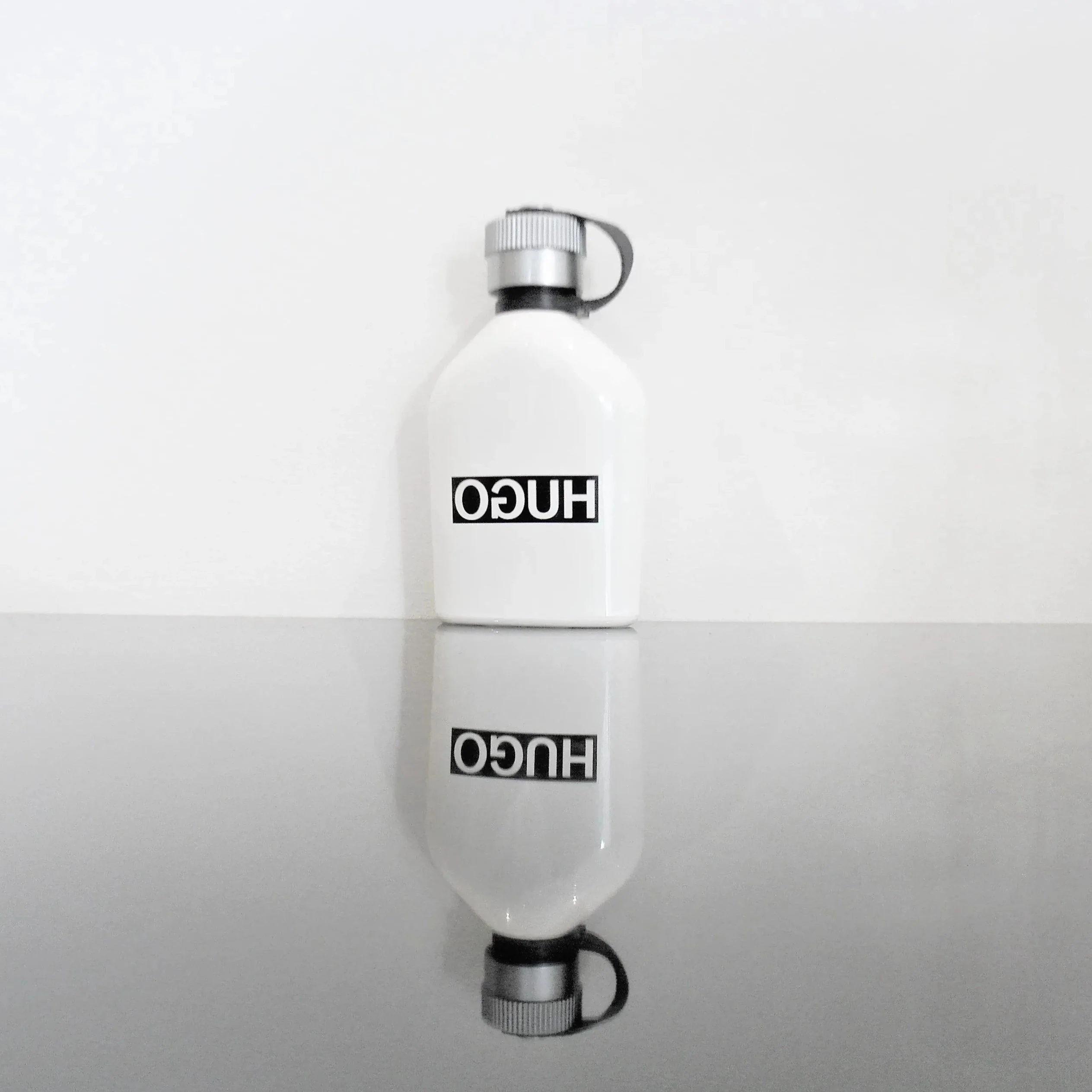 Hugo Boss Hugo Reversed EDT - Image 3