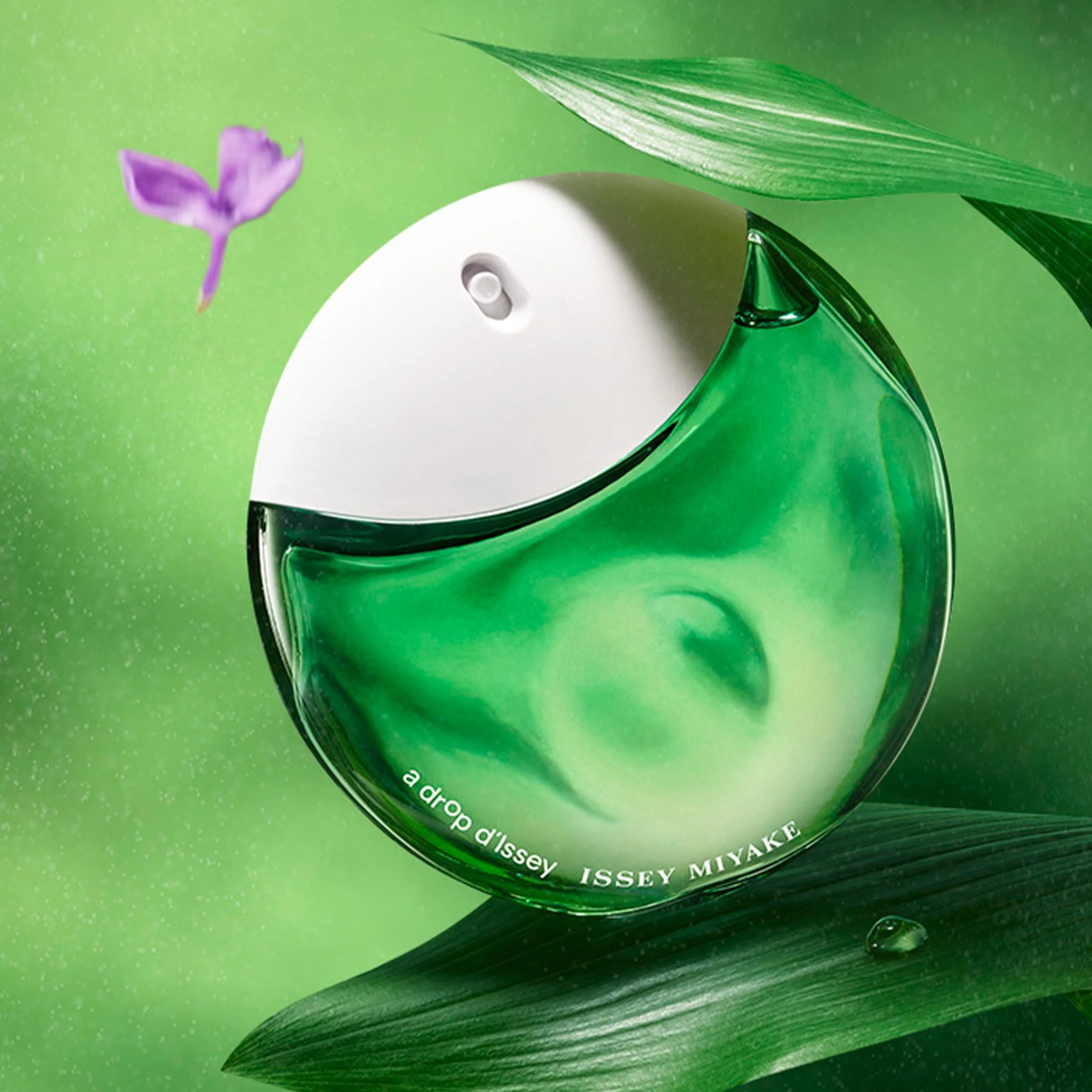 Issey Miyake A Drop D'Issey EDP Essentielle - Image 2