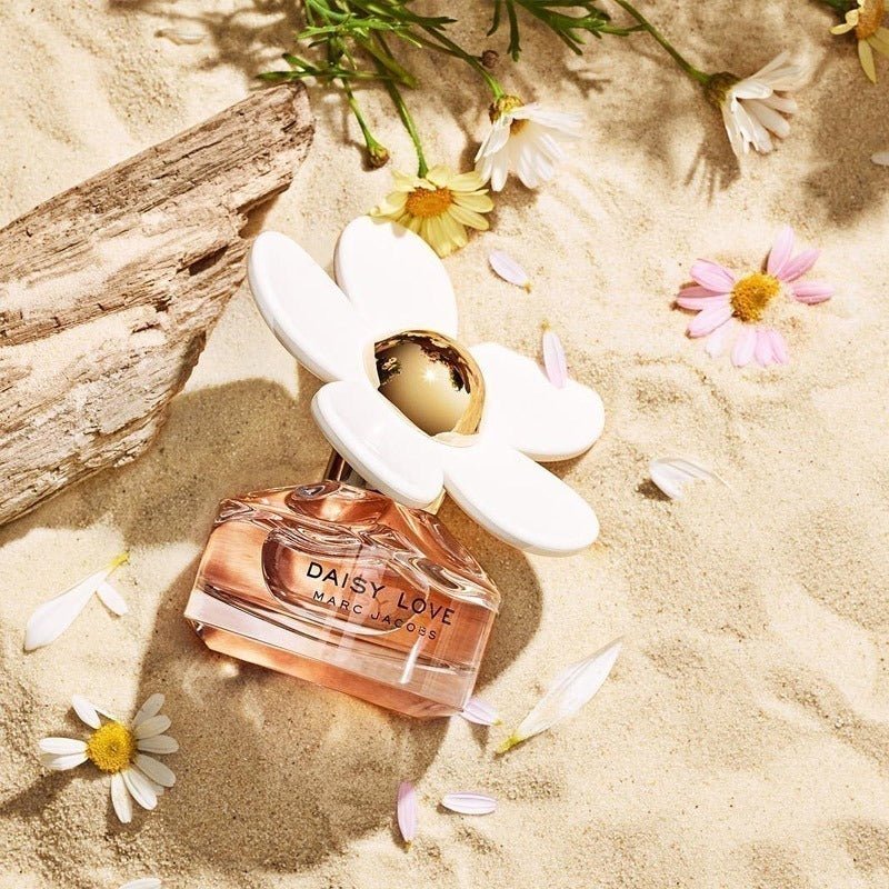 Marc Jacobs Daisy Love Delightful Travel EDT Gift Set - Image 4