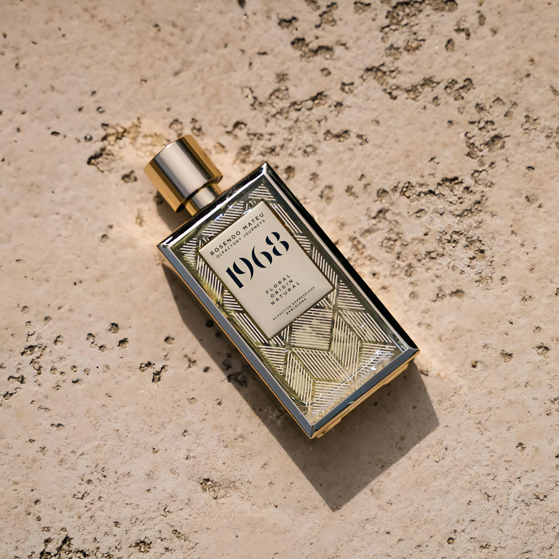 Rosendo Mateu Olfactory Journeys 1968 EDP - Image 4