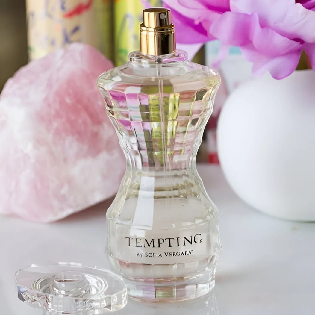 Sofia Vergara Tempting EDP - Image 2