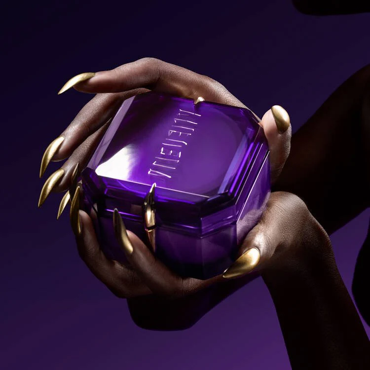 Mugler Alien Beautifying Body Cream - Image 2