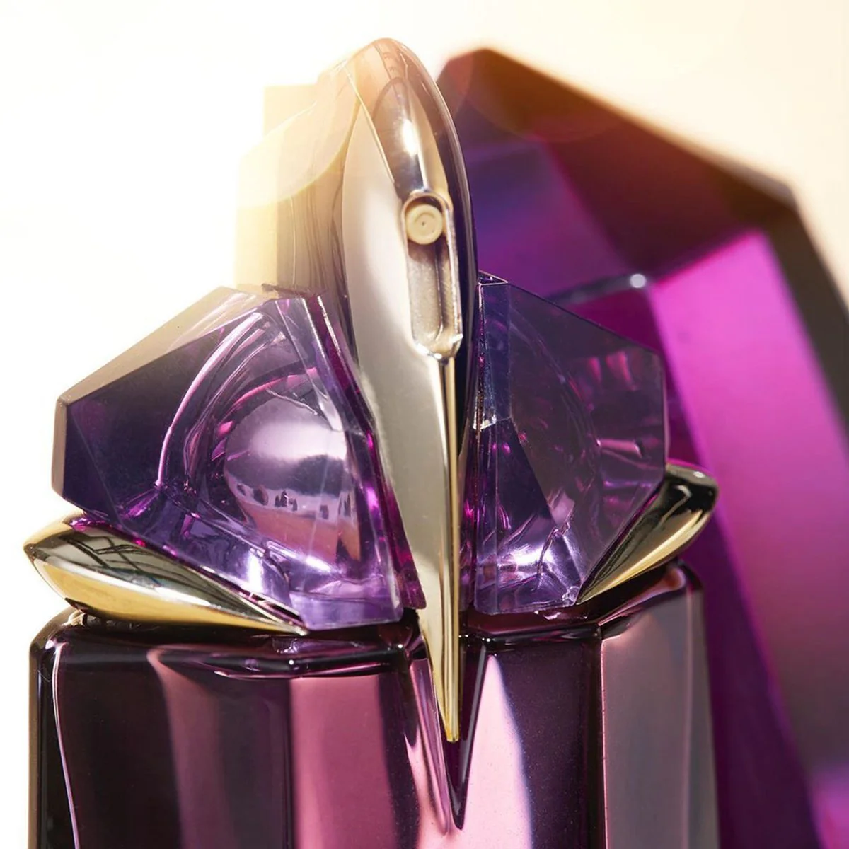 Mugler Alien Beautifying Body Cream - Image 6