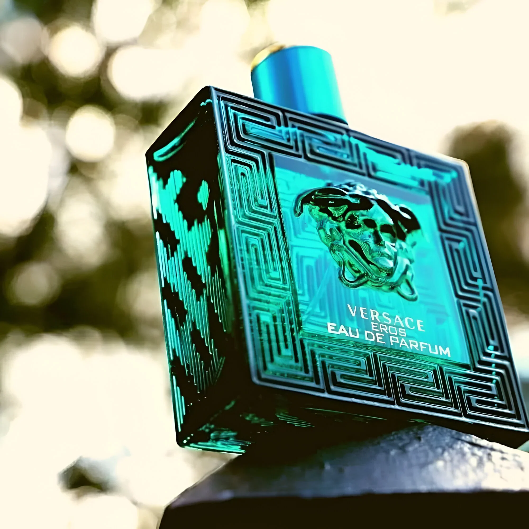 Versace Eros EDP Gift Set for Him - Image 3