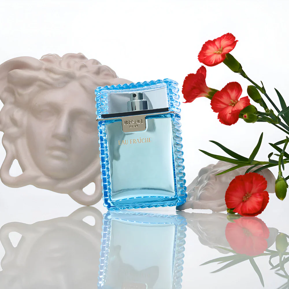 Versace Man Eau Fraiche Gift Set for Him - Image 3