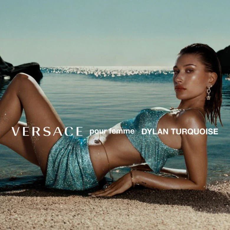 Versace Pour Femme Dylan Turquoise Perfumed Body Gel - Image 3