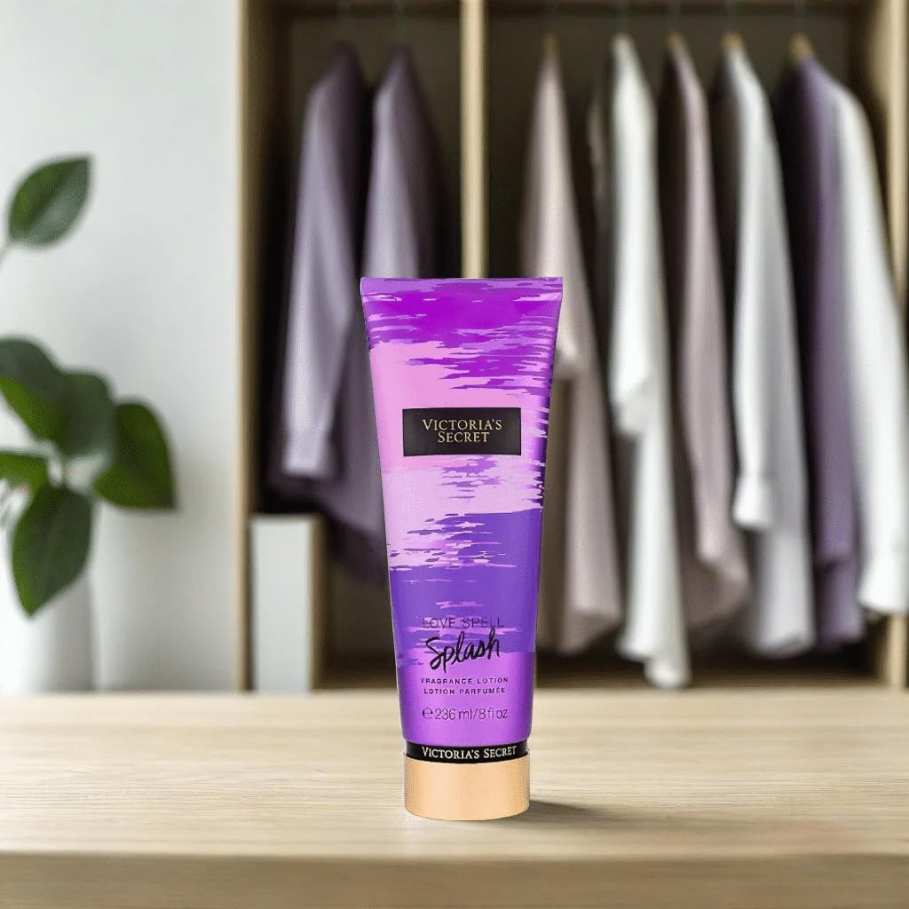 Victoria's Secret Love Spell Splash Fragrance Lotion - Image 4