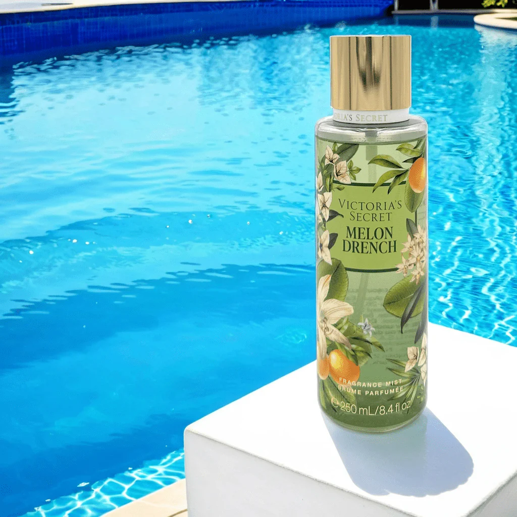 Victoria's Secret Melon Drench Fragrance Mist - Image 2