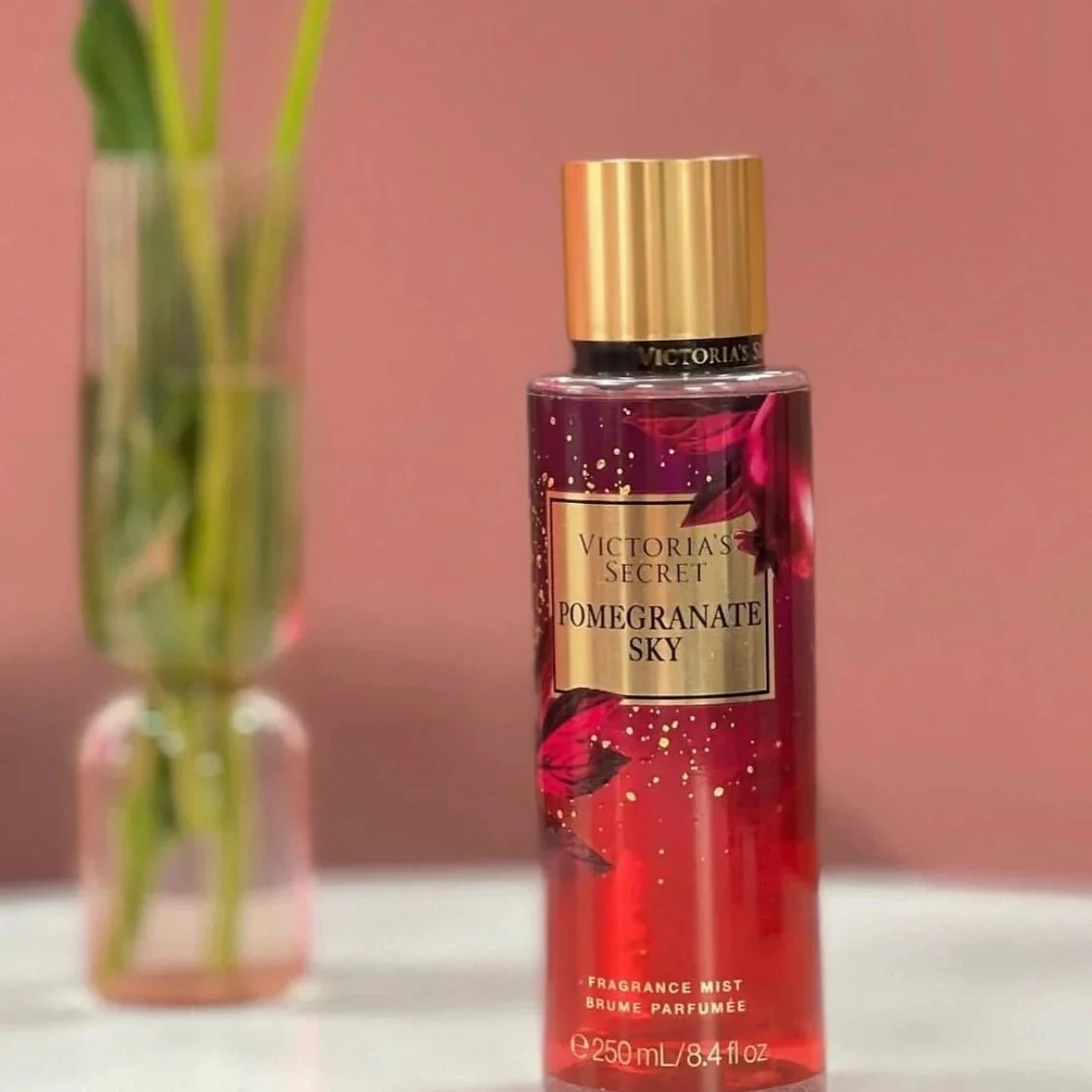 Victoria's Secret Pomegranate Sky Fragrance Mist - Image 3